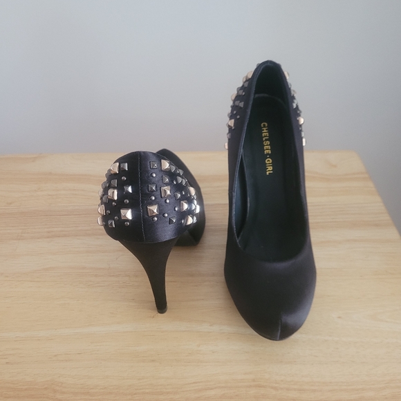 COPY - Chelsee Girl Heels - Picture 4 of 6